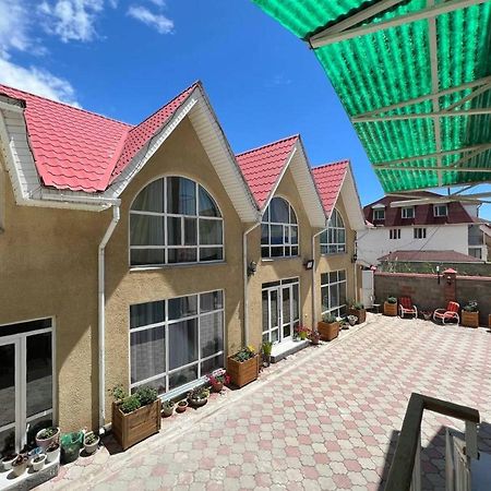 Tan Nuru Guest House Гостевой Дом Тан Нуру 촐폰아타 외부 사진