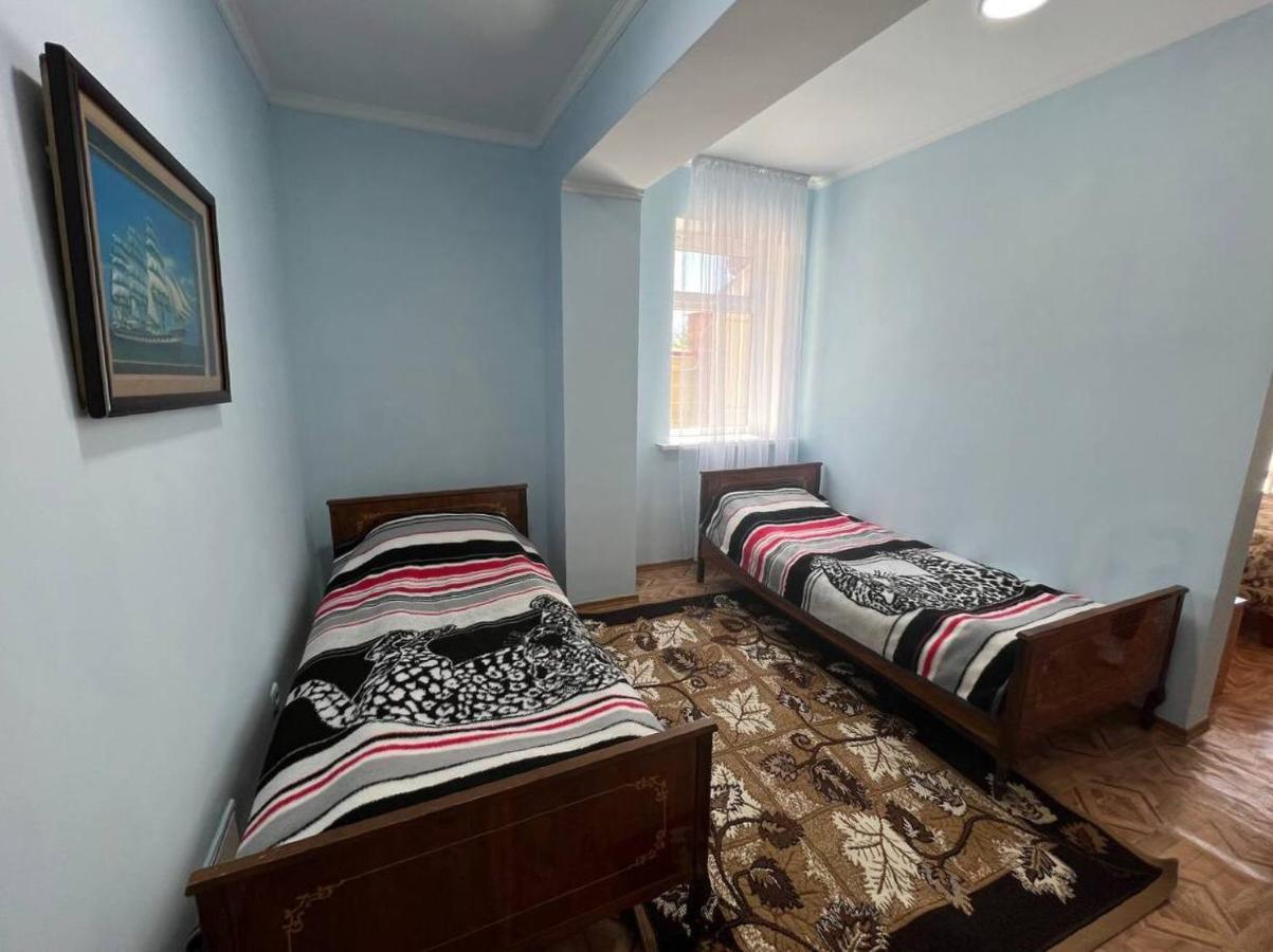 Tan Nuru Guest House Гостевой Дом Тан Нуру 촐폰아타 외부 사진