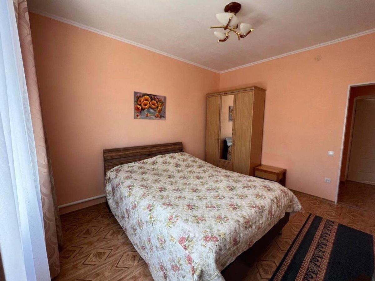 Tan Nuru Guest House Гостевой Дом Тан Нуру 촐폰아타 외부 사진