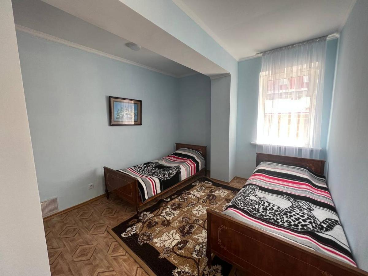 Tan Nuru Guest House Гостевой Дом Тан Нуру 촐폰아타 외부 사진