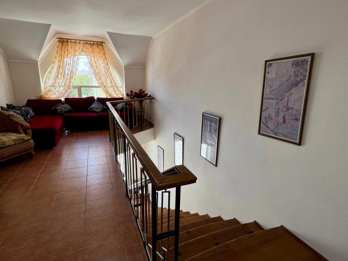Tan Nuru Guest House Гостевой Дом Тан Нуру 촐폰아타 외부 사진
