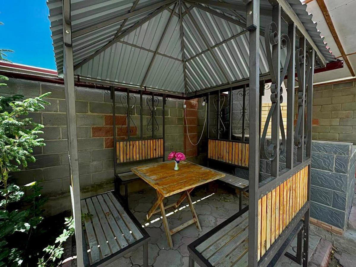 Tan Nuru Guest House Гостевой Дом Тан Нуру 촐폰아타 외부 사진