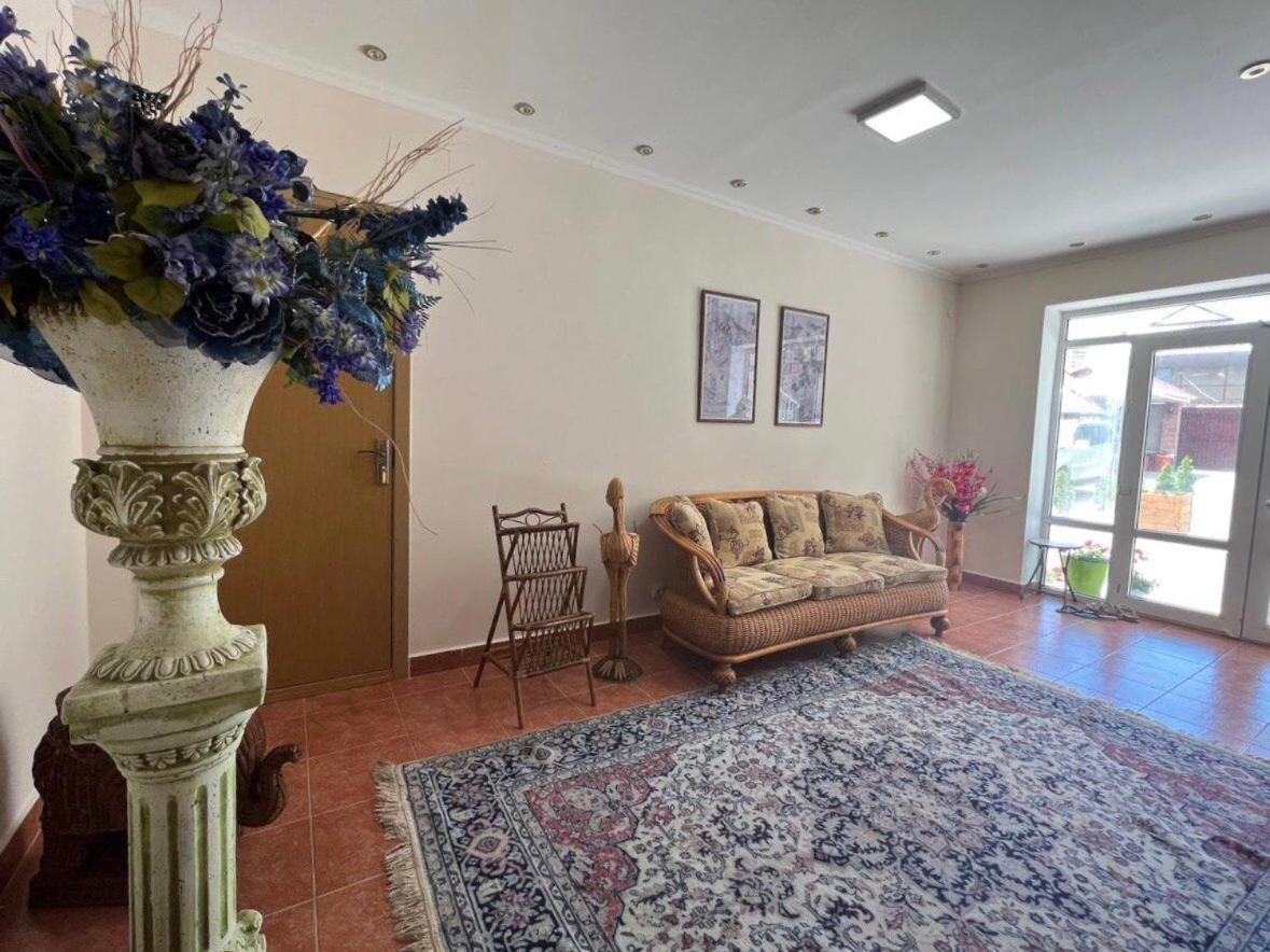 Tan Nuru Guest House Гостевой Дом Тан Нуру 촐폰아타 외부 사진